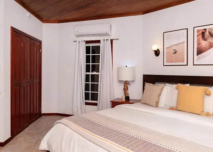 White Sands Cove G01-romantic Garden View 1 Bedroom By Floreo San Pedro (Ambergris Caye)